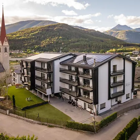 Laurena Aparthotel Near Brixen-3